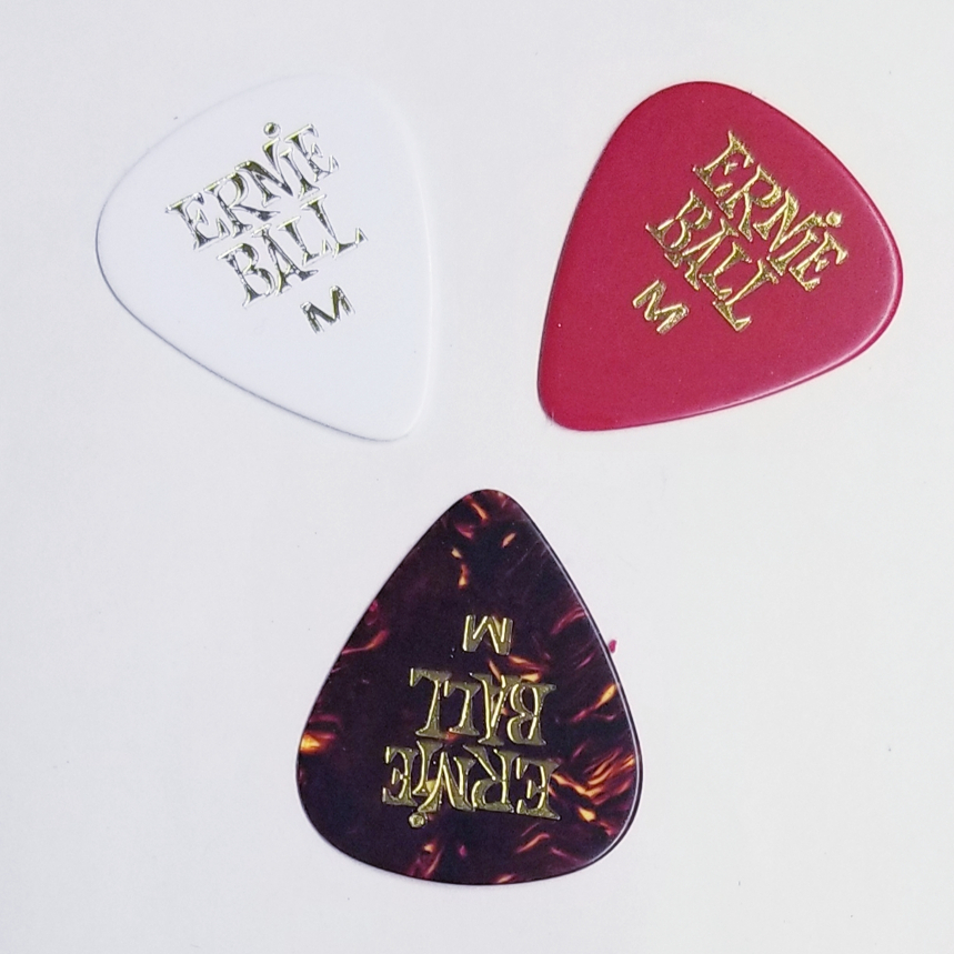 Plectrum Ernie ball medium hard, drop shape for guitars- assor