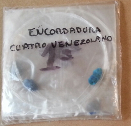 ENCORDADURA CUATRO VENEZOLANO NYLON CUERDA jgo