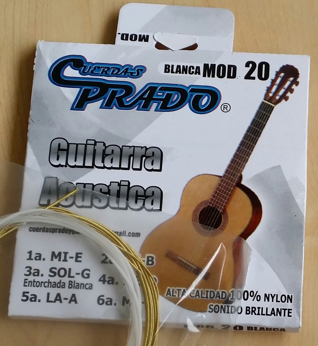 Prado nylon, white string set for guitars – mod 20B - Click Image to Close