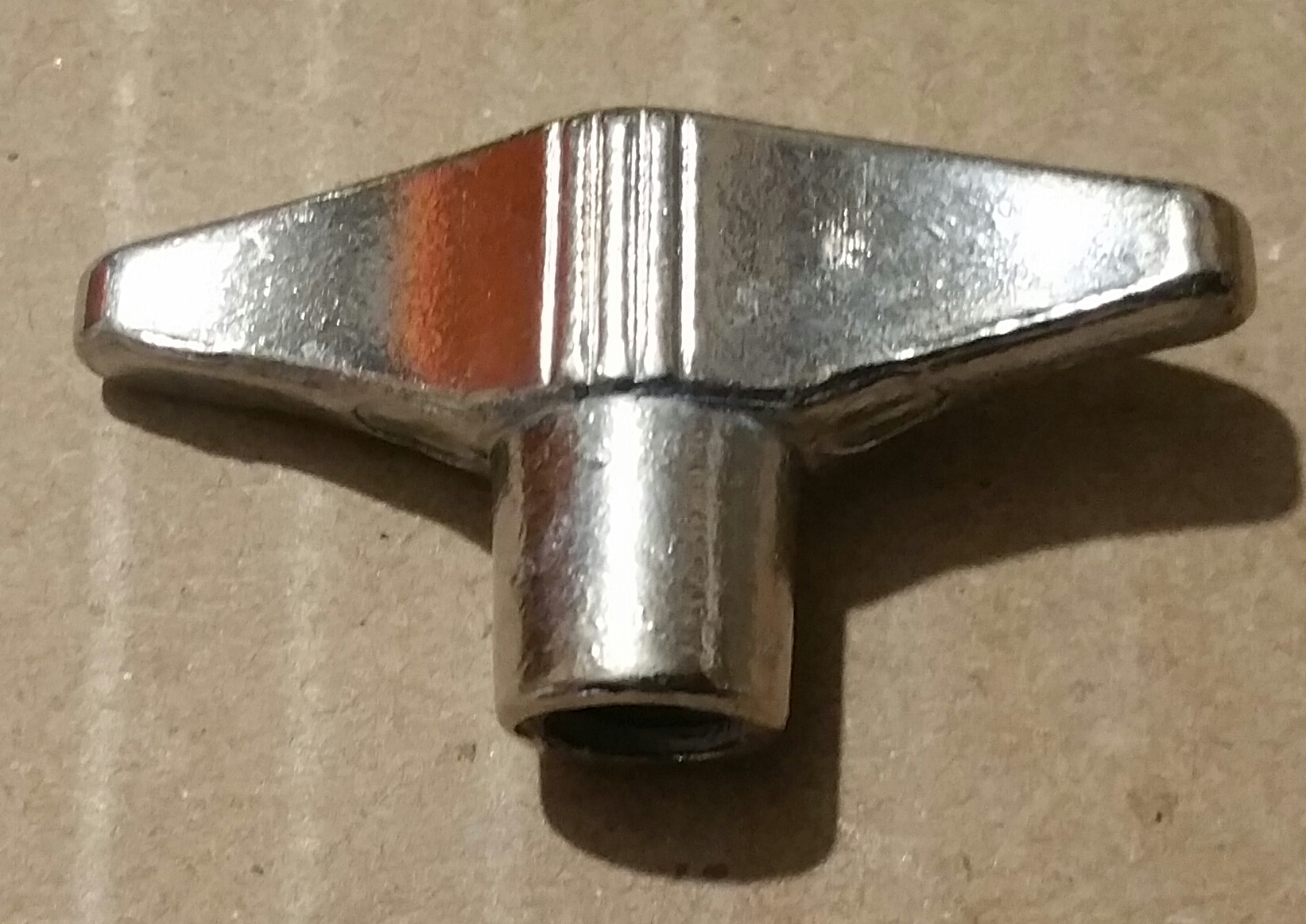 Wingnut metal, 8mm