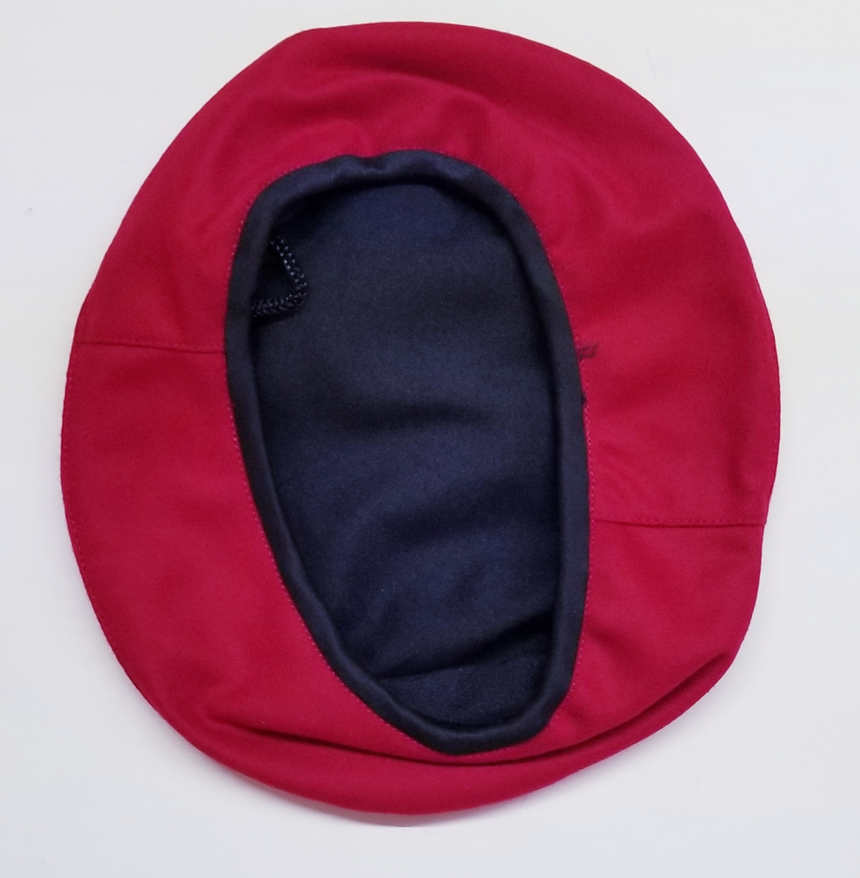 (image for) RED unisex Beret with cord –