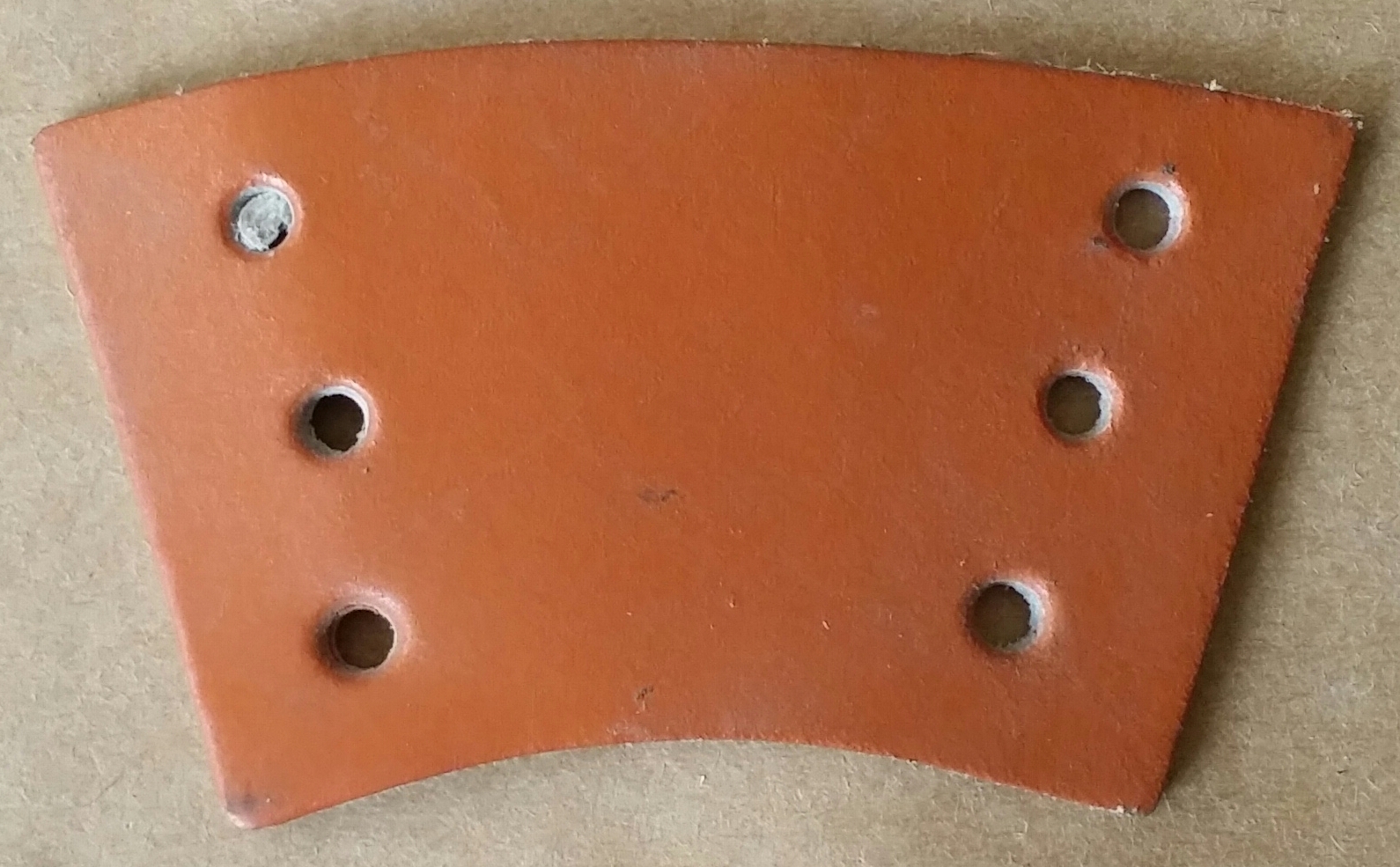 (image for) Drum Tug, leather