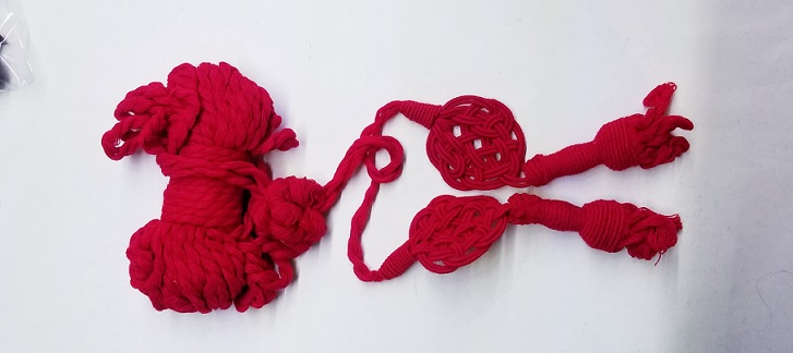 (imagen para) VESTIDURA Para CORNETA COLOR rojo