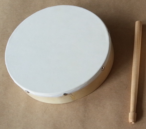 (imagen para) PANDERETA MADERA CON PIEL CIRCULAR PARA DANZA, UNA BAQUETA, 7"