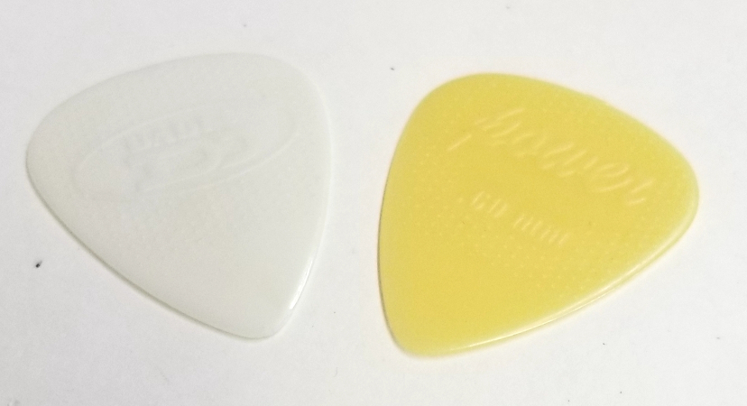 (imagen para) PLUMA guitarras FORMA DE GOTA dadi power DELGADA