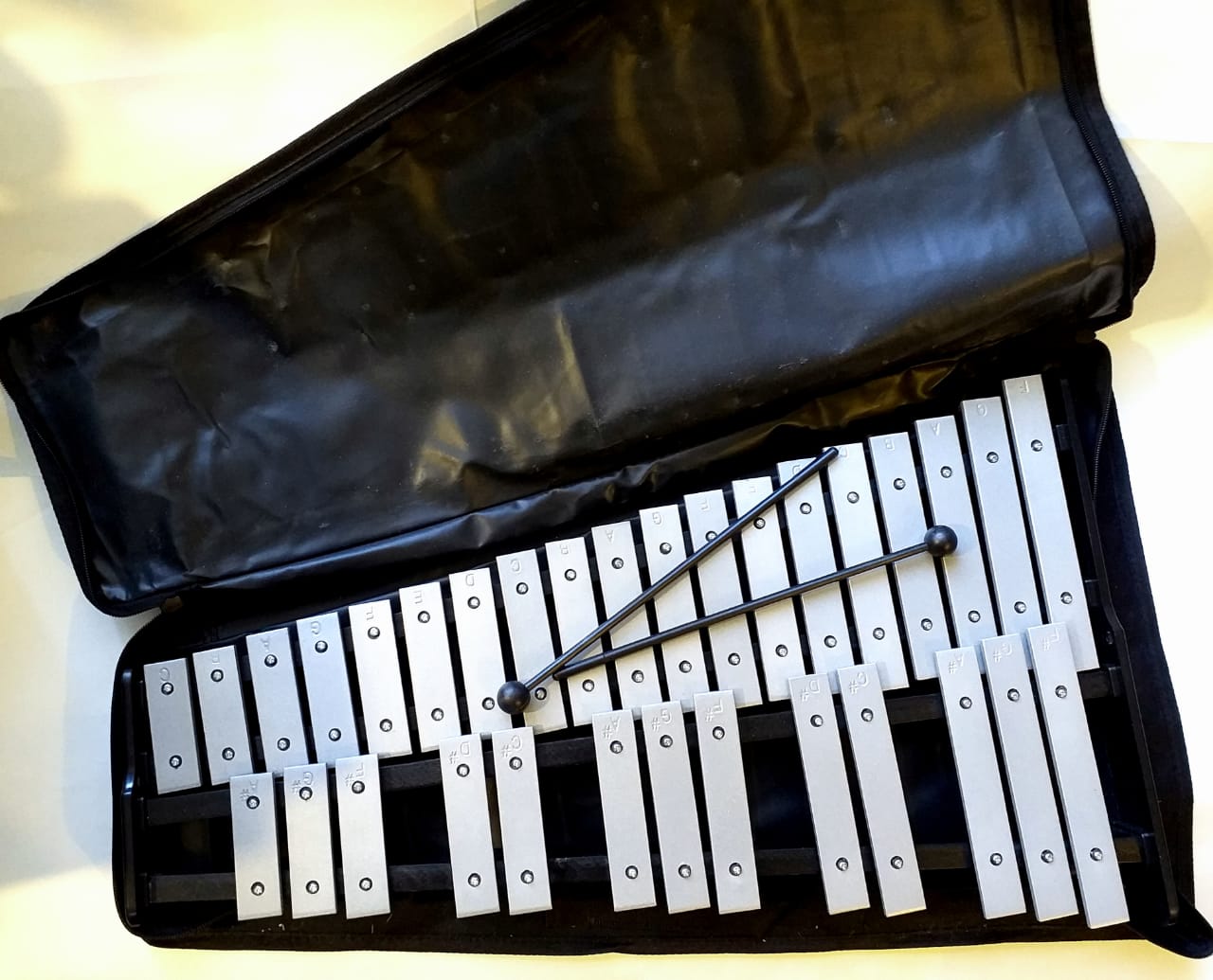 (imagen para) METALÓFONO 32 TECLAS funda sencilla de canasta y baquetas (pz)