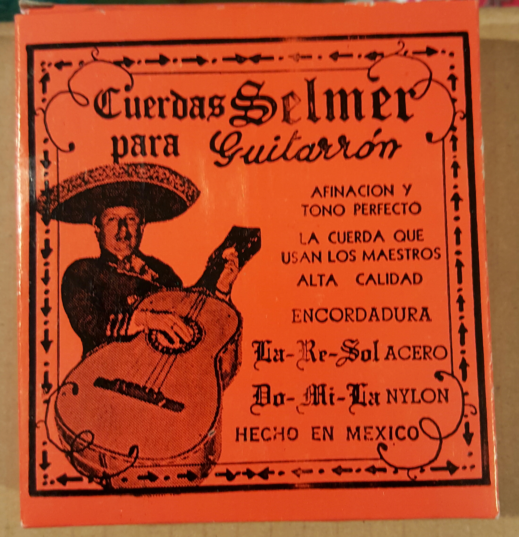 (imagen para) ENCORDADURA GUITARRÓN SELMER NYLON BLANCO Y COBRE CUERDA (juego)