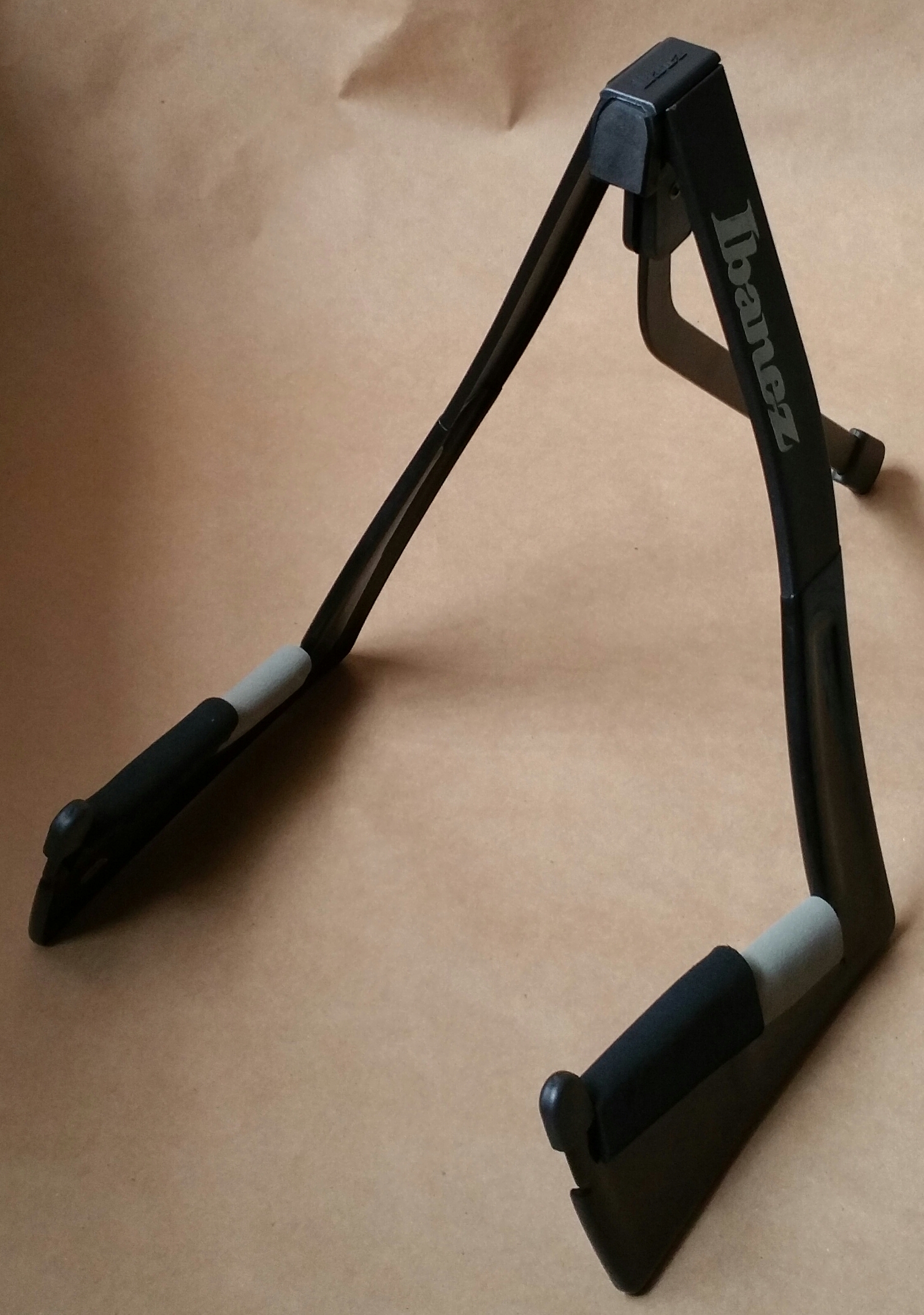 (imagen para) ATRIL FORMA "A" tijera guitarras ACÚSTICAS NEGRO ibañez (pz)