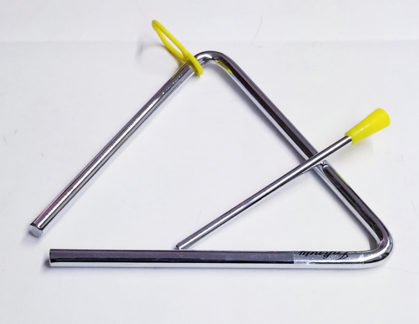 (imagen para) TRIANGULOS cromados 15 cm x LADO, CON golpeador (juego)