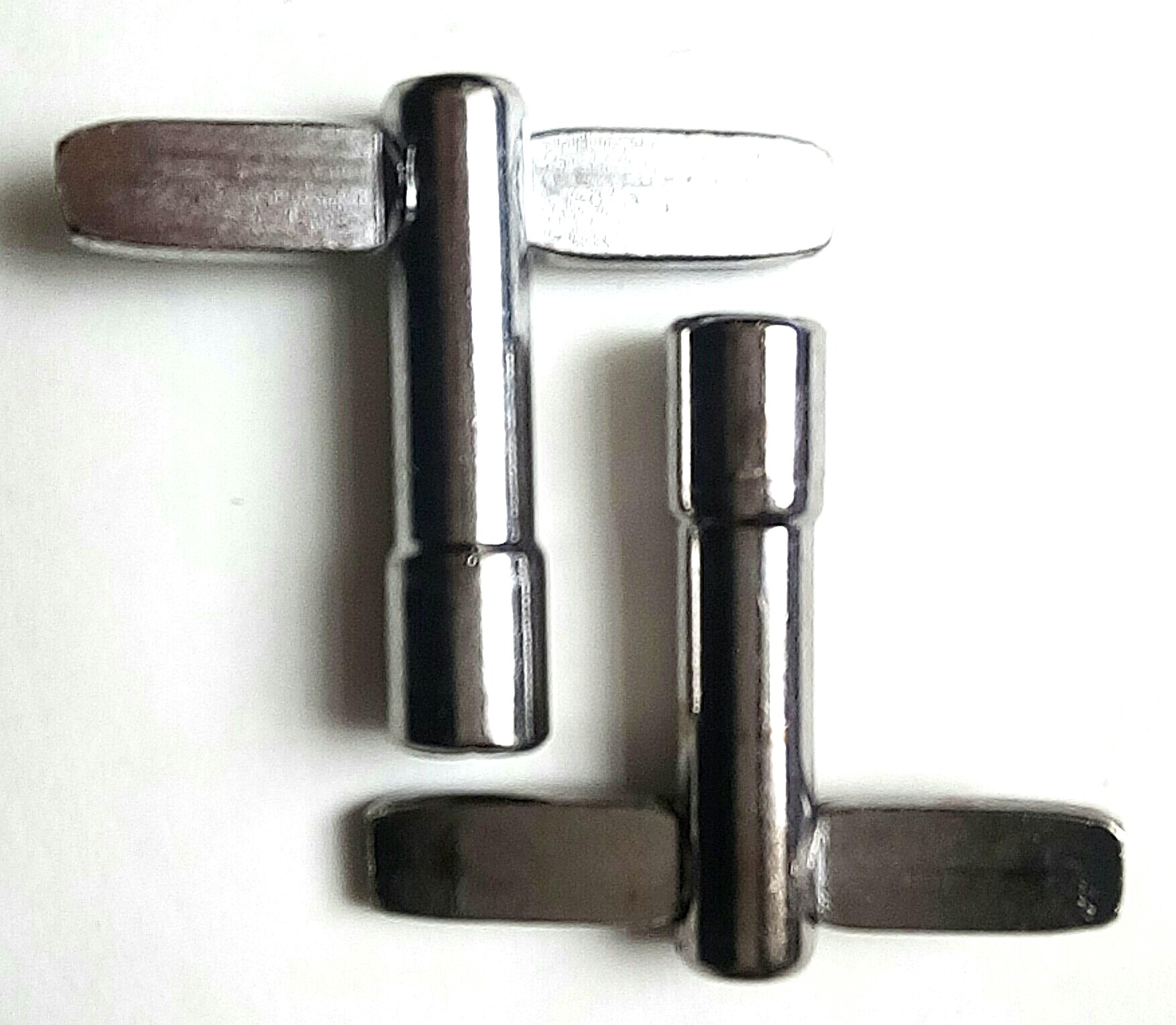 (imagen para) LLAVE AFINACIÓN CABEZA CUADRADA DE TAROLA BATERÍA (PZ)