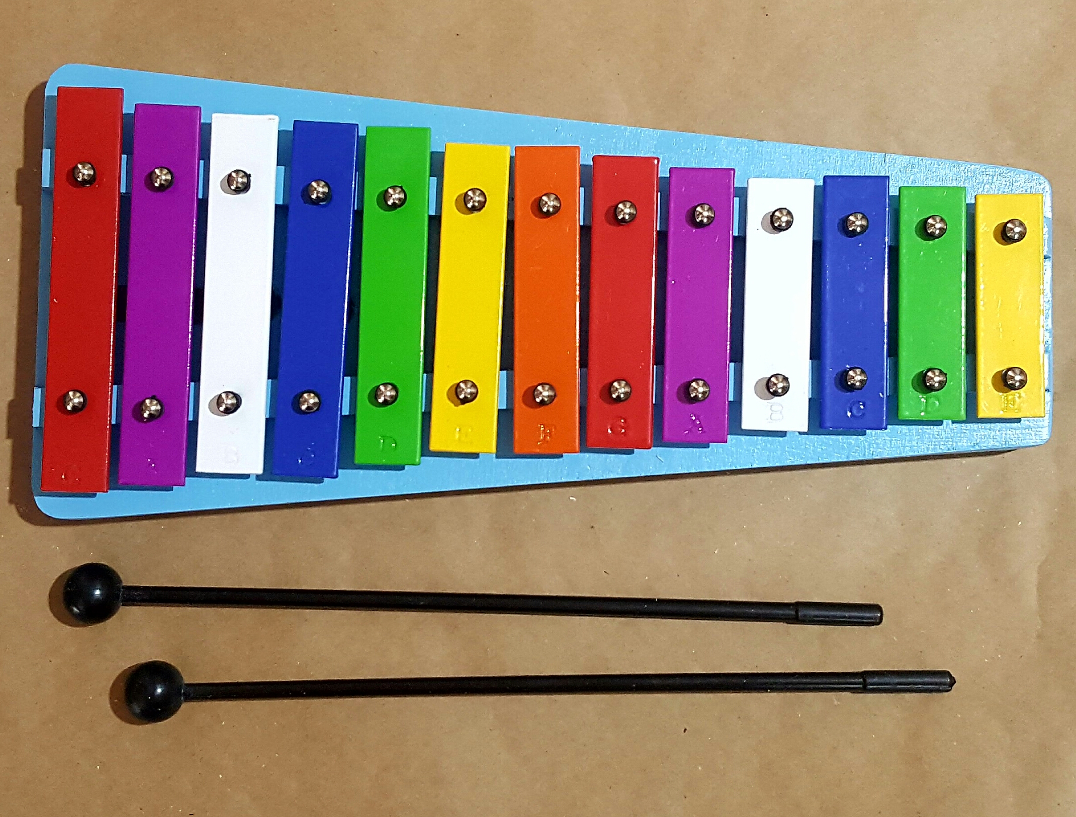 (imagen para) XILÓFONO C/ BAQUETAS y 13 teclas