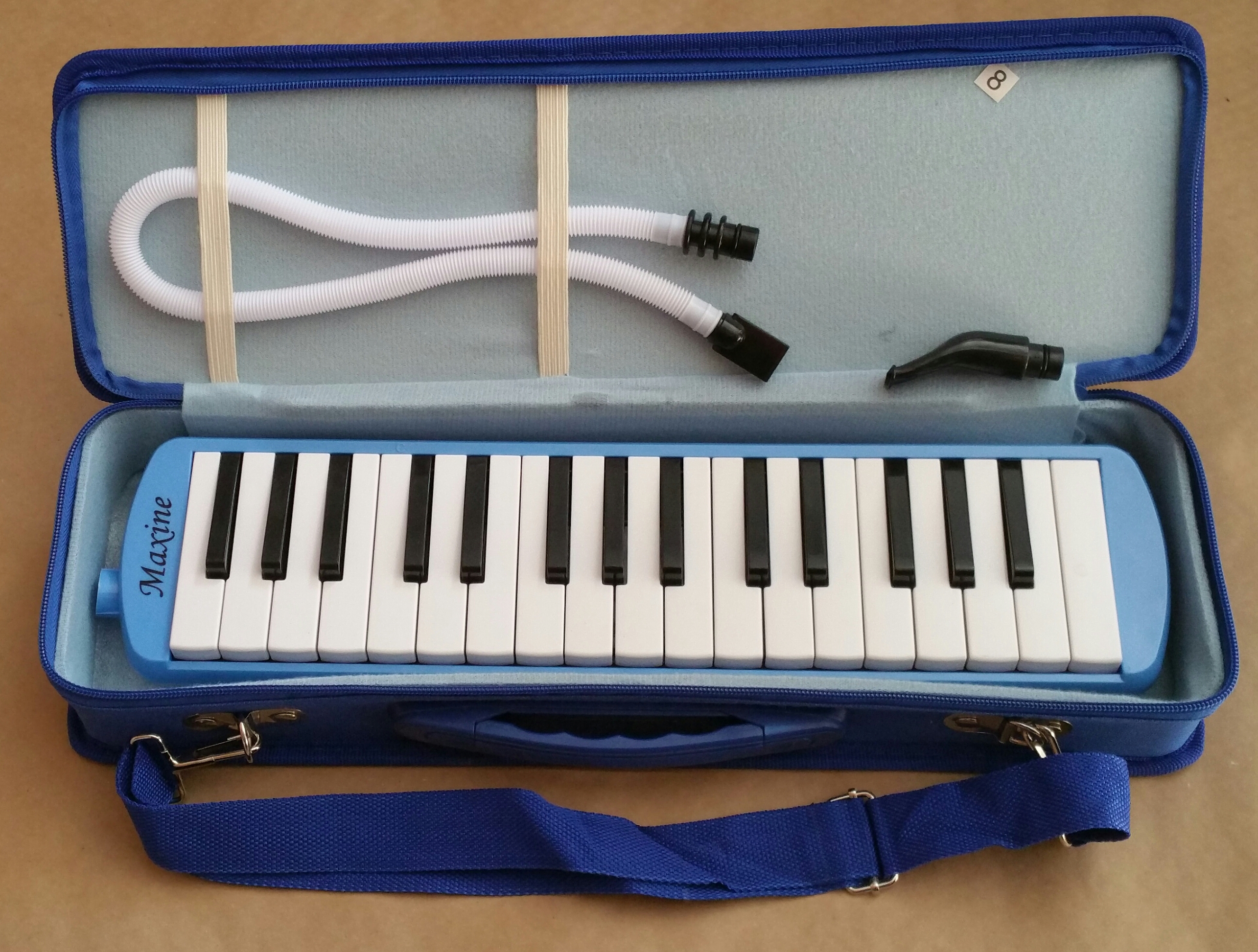 (imagen para) MELODICA de ALIENTO MAXINE 32 TECLAS (juego)