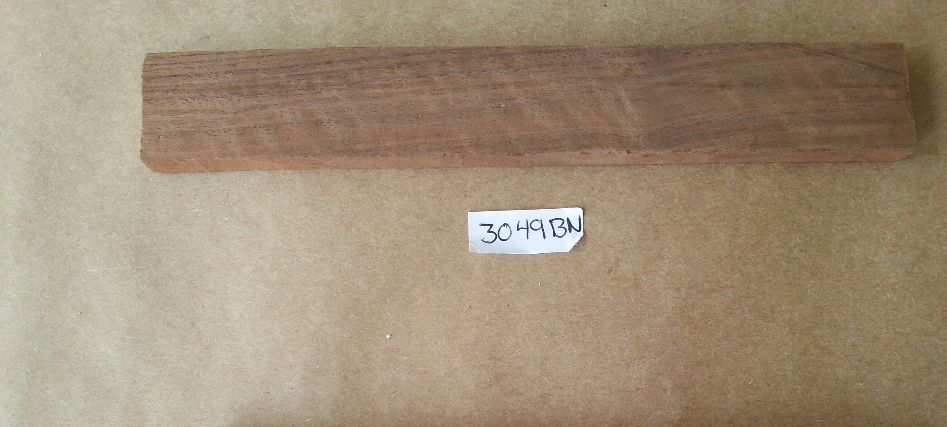 (imagen para) PUENTE nogal EN BRUTO, SIN ACABADO PARA GUITARRA