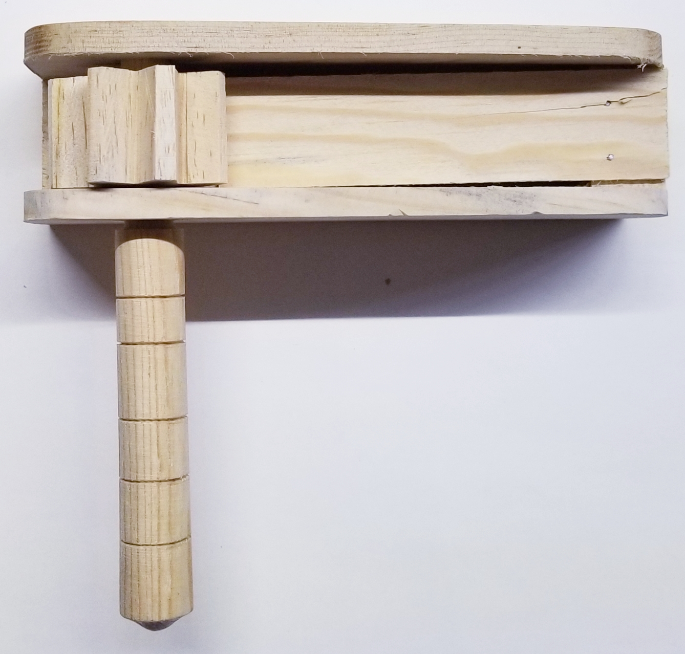 (imagen para) MATRACA Artesanal de madera 20 cm (pz)