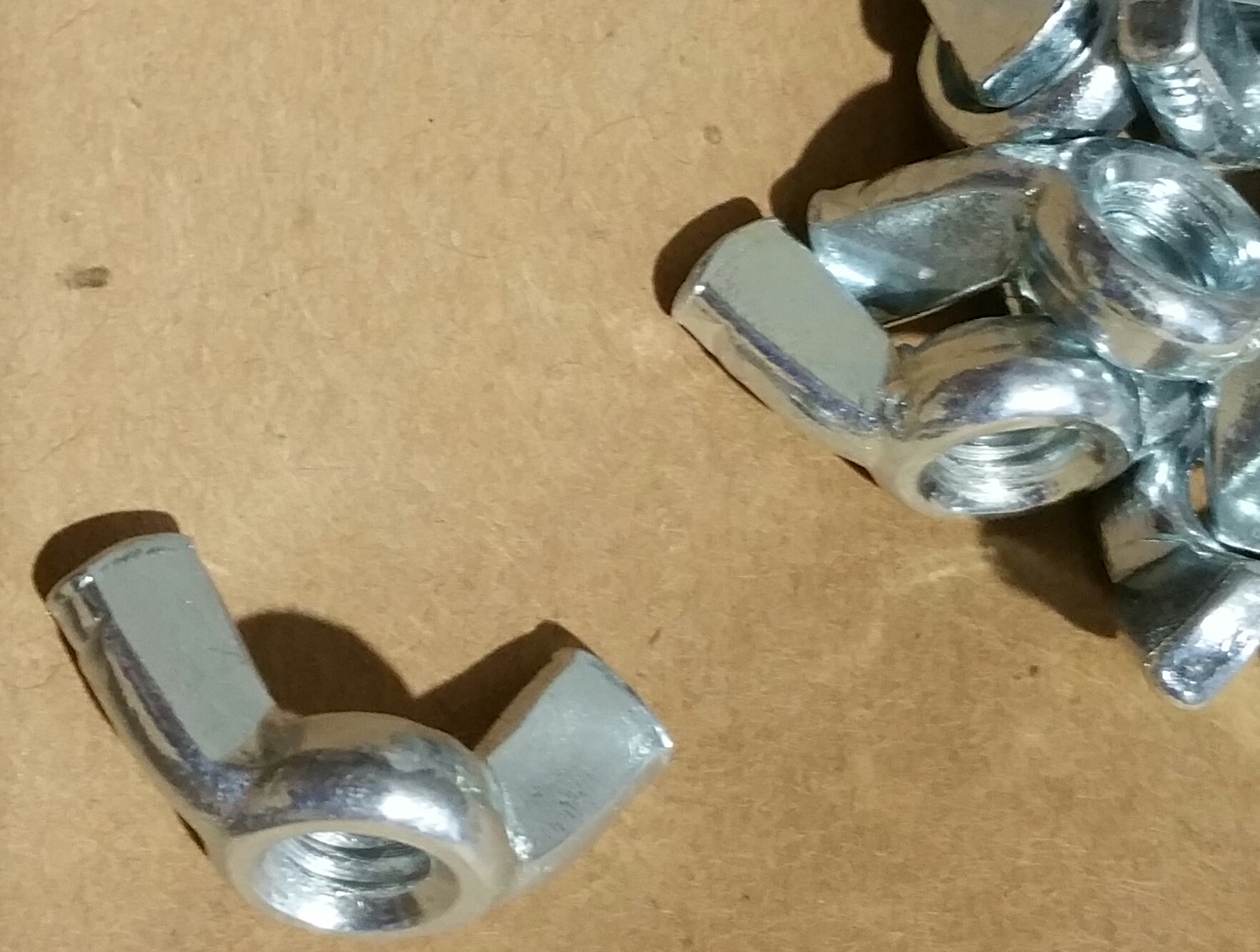 (imagen para) Tuerca Mariposa 1/4" para atriles nacionales(pz)